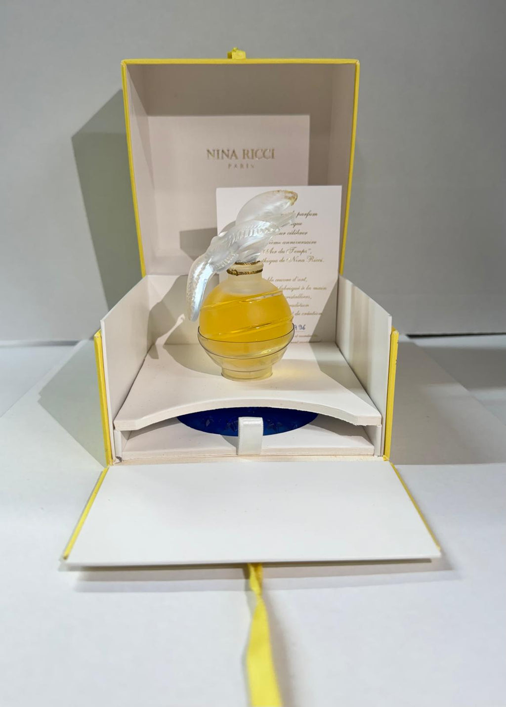 Nina Ricci L'air Du Temps Vintage 1.2oz Women EDP Spray — 1
